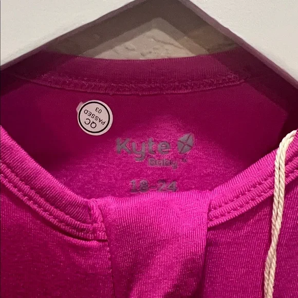 Kyte Baby footies NWT size 18-24M - Picture 2 of 5